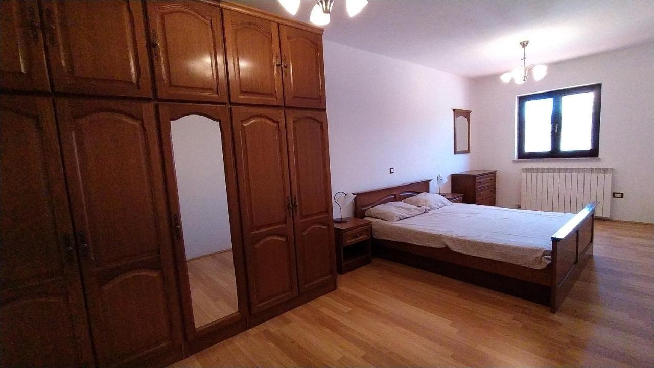 Kolenko Apartment