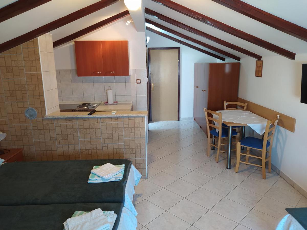 Kolenko Apartment